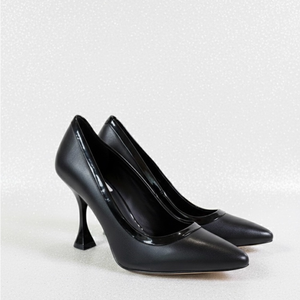Classic Black Pointed-Toe Women's Pumps